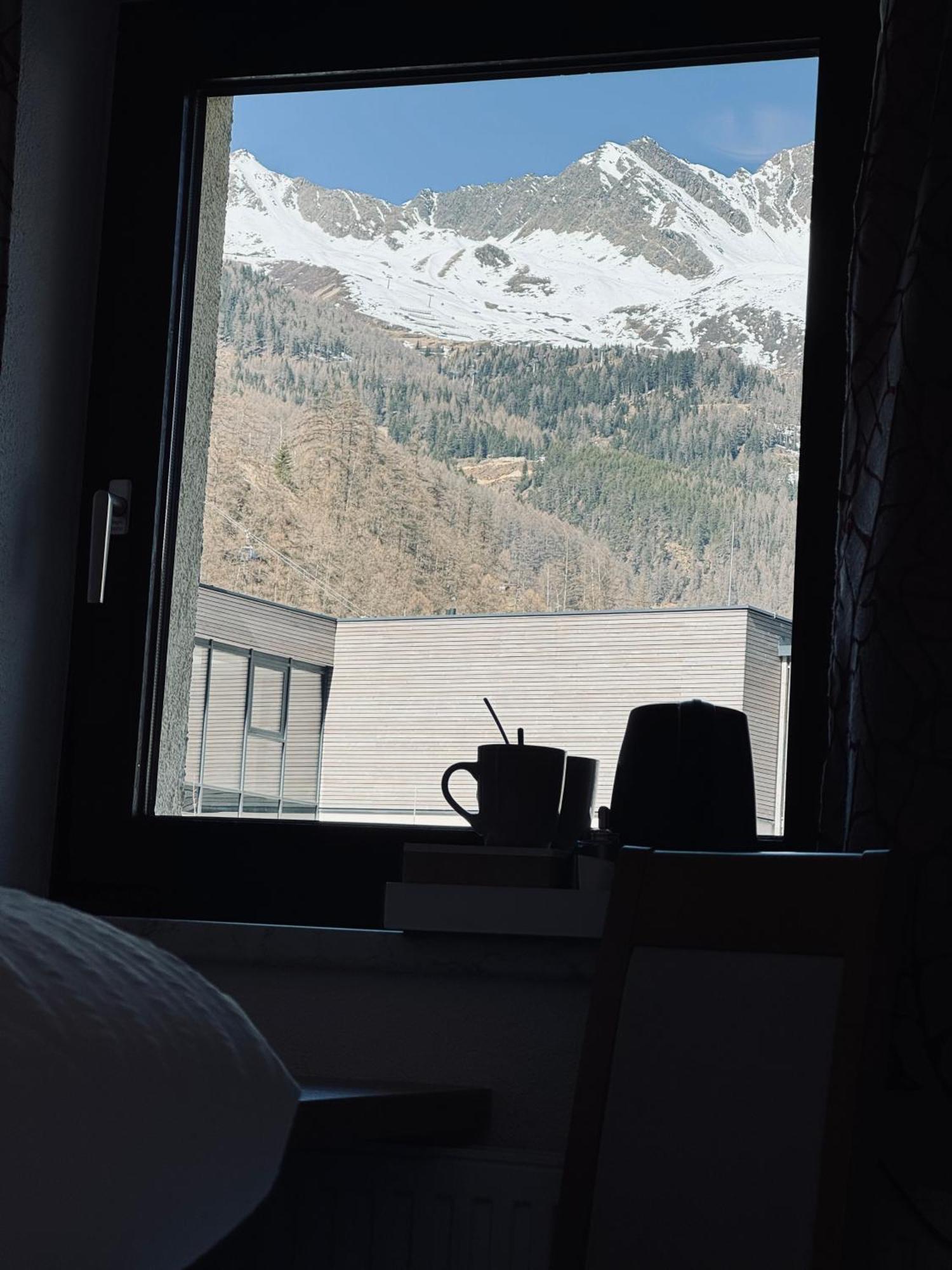 Haus Felsneck Bed & Breakfast Сьолден Екстериор снимка